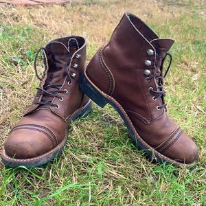 Red Wing Boots - women’s iron ranger size 8B